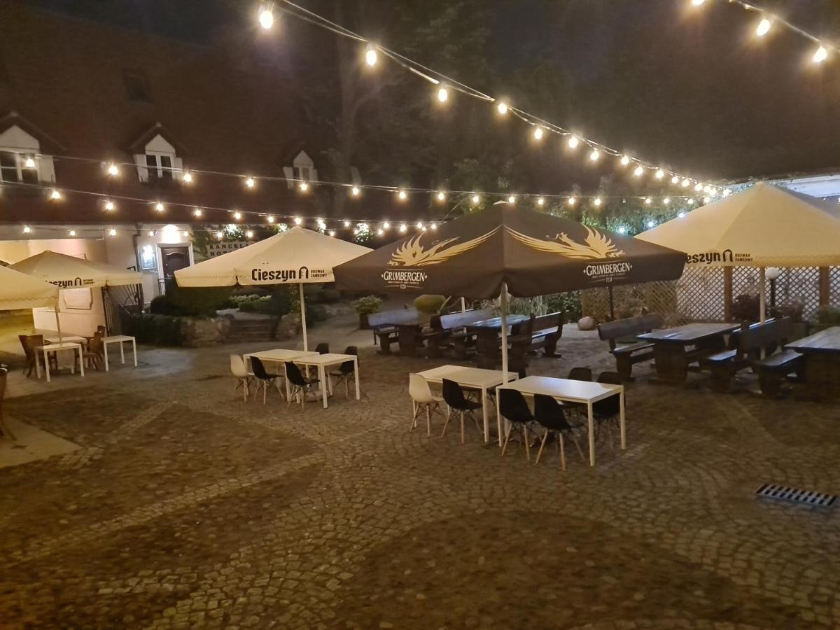 Hotel Zajazd Kultury, Dawniej Pocztowy 锡隆纳葛拉 外观 照片